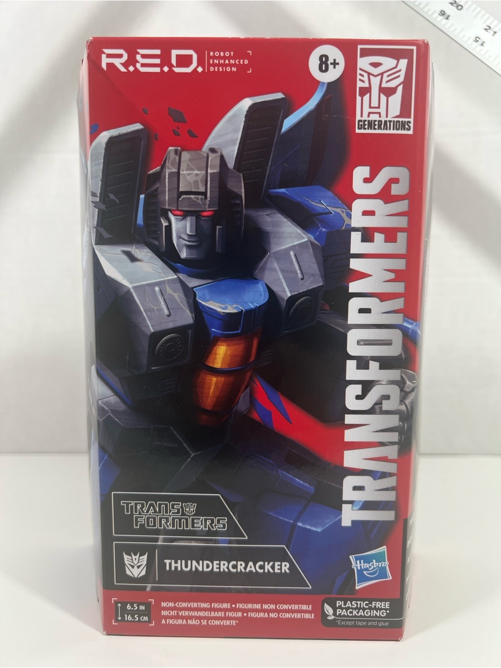 Transformers Hasbro R.E.D. Thundercracker!